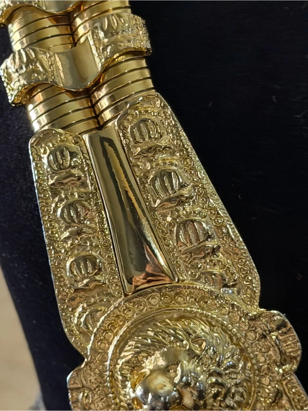 JUDITH LEIBER Luxury Vtg Gold Stretch Double Snake Statement Belt Lion Buckle